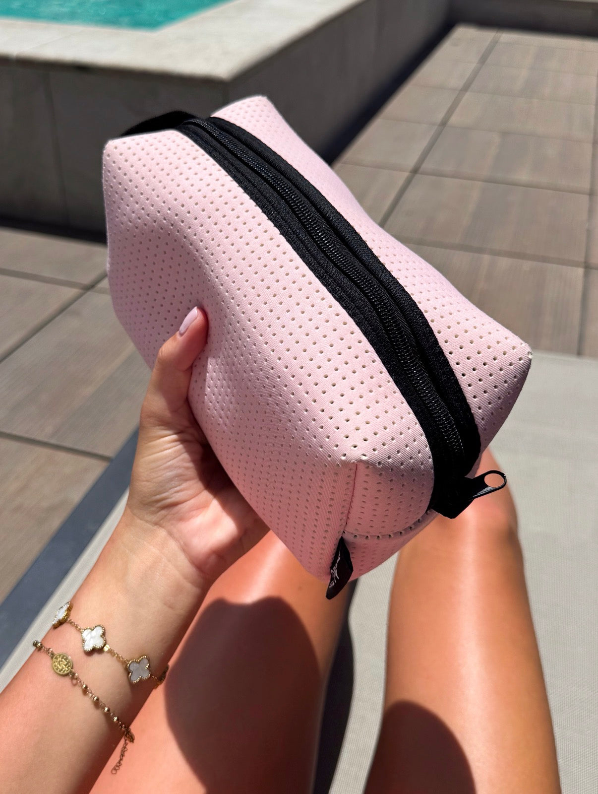 Neoprene Bubblegum pink case